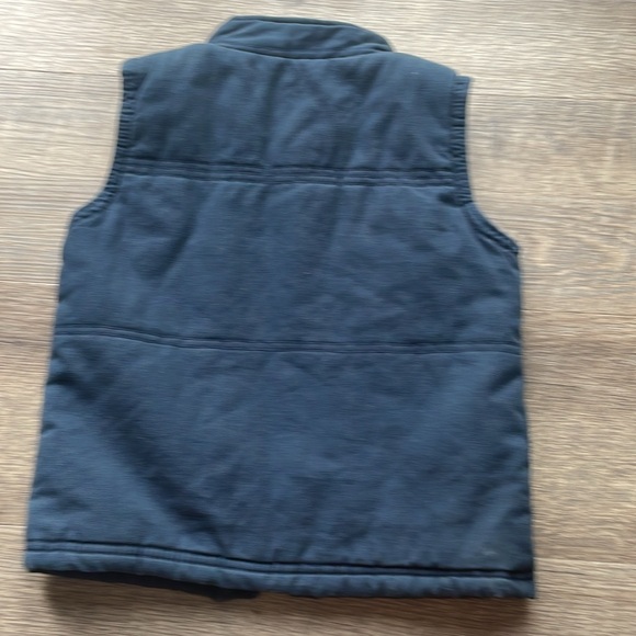 Cute vest - Picture 3 of 5